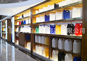 日本一卡二卡羞羞答答吉安容器一楼化工扁罐展区